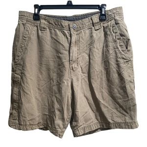 Columbia Cargo Shorts size 36w 9L‎ Green